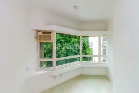 Sala Comercial à venda, 29m² no Petrópolis, Porto Alegre