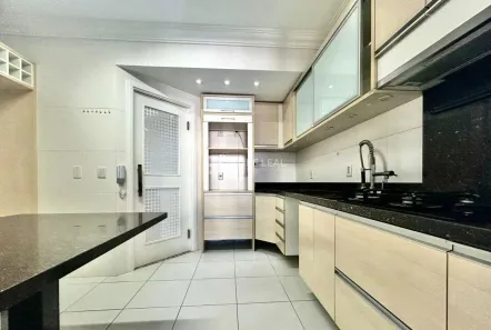 Apartamento com 3 Quartos à venda, 131m² no Campinas, São José