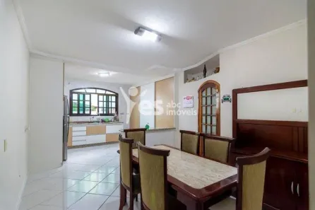 Casa com 3 Quartos à venda, 206m² no Bangú, Santo André