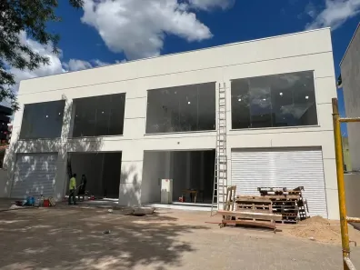 Ponto Comercial para alugar, 300m² no Centro, Toledo