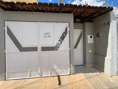 Casa com 4 Quartos para alugar, 146m² no Centro, Montes Claros