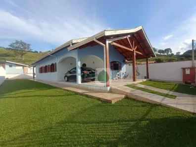 Casa com 4 Quartos à venda, 193m² no Jardim Santa Terezinha, São Bento do Sapucaí