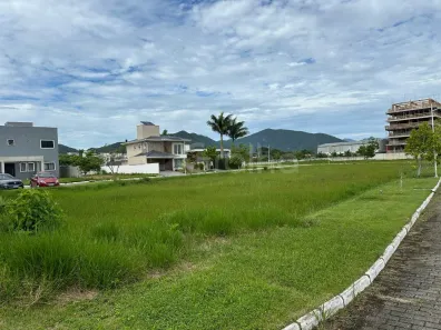 Lote/Terreno à venda, 385m² no Campeche, Florianópolis