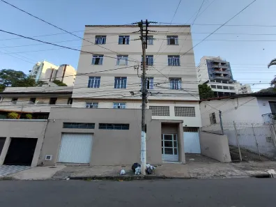 Apartamento com 3 Quartos para alugar, 94m² no Jardim Glória, Juiz de Fora