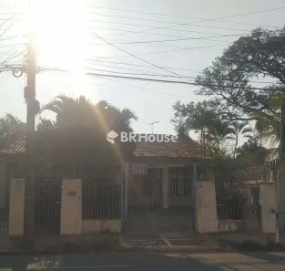 Casa com 6 Quartos à venda, 360m² no Vila Bandeirante, Campo Grande