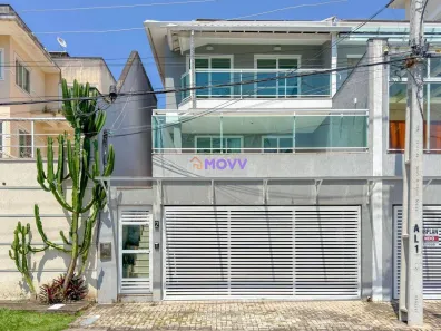 Casa de Condomínio com 3 Quartos à venda, 180m² no Charitas, Niterói