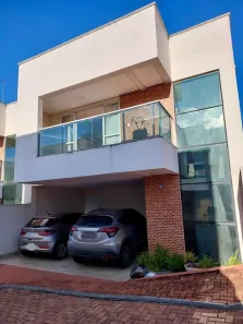 Casa de Condomínio com 3 Quartos à venda, 150m² no Jardim Vitória, Goiânia
