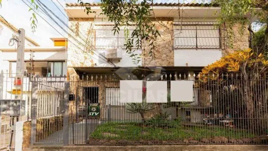 Casa com 3 Quartos para venda ou aluguel, 250m² no Auxiliadora, Porto Alegre