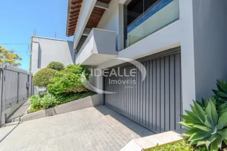 Casa com 5 Quartos à venda, 680m² no Vista Alegre, Curitiba