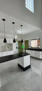 Casa de Condomínio com 4 Quartos à venda, 260m² no Parque Residencial Roland, Limeira