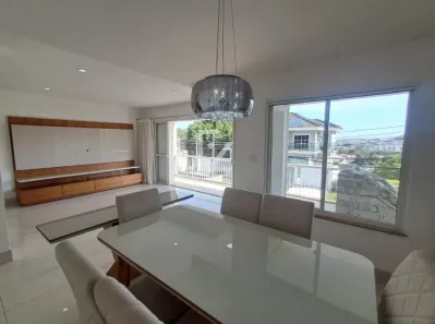 Casa de Condomínio com 4 Quartos à venda, 331m² no Taquara, Rio de Janeiro