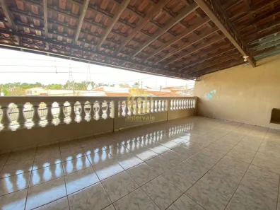 Sobrado com 3 Quartos à venda, 314m² no Parque Santo Antônio, Jacareí