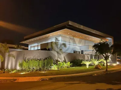 Casa de Condomínio com 4 Quartos à venda, 450m² no Residencial Lago Sul, Bauru