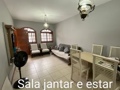 Casa com 3 Quartos à venda, 110m² no Buritis, Belo Horizonte