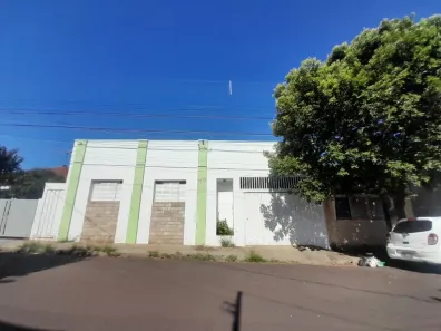 Imóvel Comercial com 3 Quartos à venda, 181m² no Centro, Araraquara