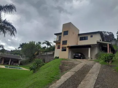 Fazenda/Sítio com 3 Quartos à venda, 207m² no Jardim Leonor, Itatiba