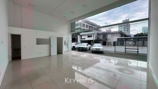 Sala Comercial para alugar, 73m² no São João, Itajaí