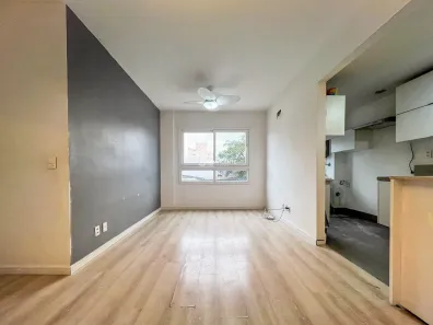 Apartamento com 2 Quartos para alugar, 60m² no Navegantes, Porto Alegre