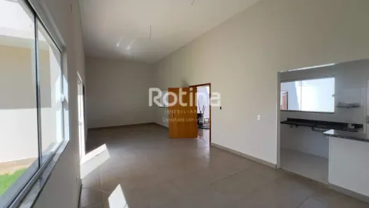 Casa com 2 Quartos à venda, 250m² no Laranjeiras, Uberlândia