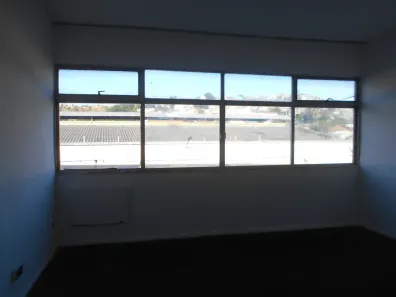 Sala Comercial para alugar, 32m² no Benfica, Rio de Janeiro