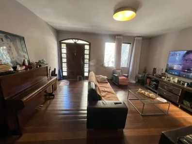 Casa com 3 Quartos à venda, 215m² no Serra, Belo Horizonte