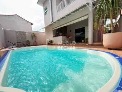 Casa de Condomínio com 3 Quartos à venda, 210m² no Parque Califórnia, Jacareí