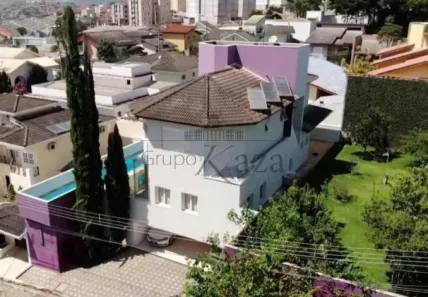 Casa de Condomínio com 3 Quartos à venda, 316m² no Vila Zezé, Jacareí