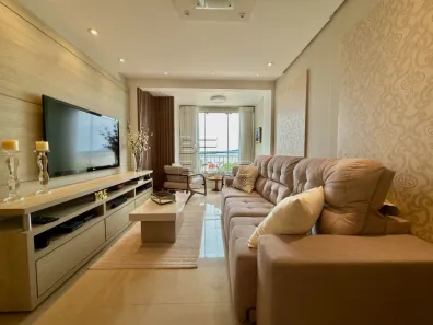 Apartamento com 2 Quartos à venda, 81m² no Coqueiros, Florianópolis