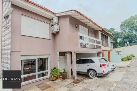 Casa de Condomínio com 4 Quartos à venda, 241m² no Santo Antônio, Porto Alegre