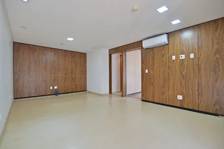 Sala Comercial para venda ou aluguel, 135m² no Asa Sul, Brasília