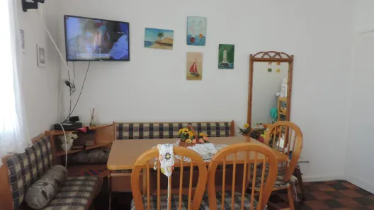 Apartamento com 2 Quartos para alugar, 58m² no Canasvieiras, Florianópolis