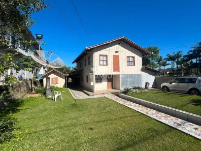 Casa com 4 Quartos à venda, 254m² no Poço Grande, Gaspar