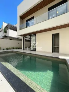 Casa de Condomínio com 4 Quartos à venda, 367m² no Jardim Sul, Uberlândia