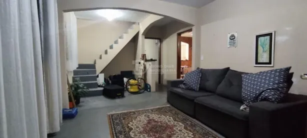 Sobrado com 3 Quartos à venda, 225m² no Jardim Portugal, São José dos Campos