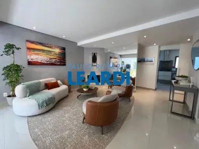Casa de Condomínio com 3 Quartos para venda ou aluguel, 160m² no Tamboré, Santana de Parnaíba