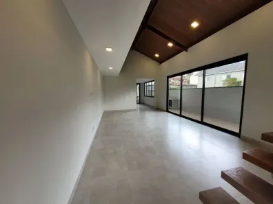 Casa com 3 Quartos à venda, 219m² no Jardim do Lago, Atibaia