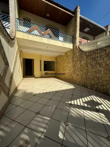 com 3 Quartos para alugar, 200m² no Jardim Avelino, São Paulo
