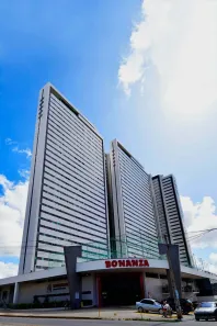 Apartamento com 2 Quartos para alugar, 60m² no Universitário, Caruaru