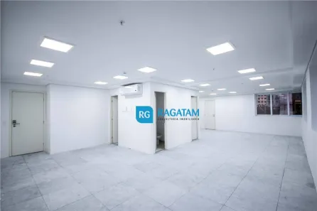 Sala Comercial para alugar, 216m² no Cidade Monções, São Paulo