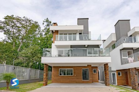 Casa de Condomínio com 3 Quartos à venda, 300m² no Pedra Redonda, Porto Alegre