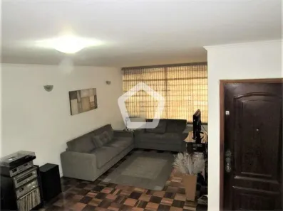 Casa com 3 Quartos à venda, 240m² no Vila Alexandria, São Paulo