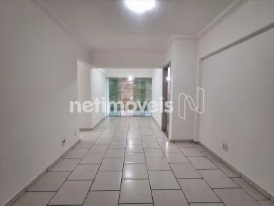 Apartamento com 3 Quartos para alugar, 80m² no Coração Eucarístico, Belo Horizonte