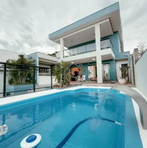 Casa de Condomínio com 3 Quartos à venda, 280m² no Lagoa, Macaé