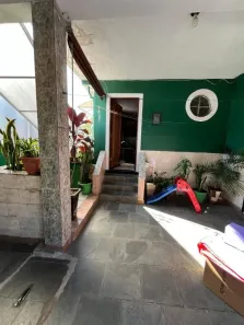 Casa com 2 Quartos à venda, 150m² no Jardim Caguassu, São Paulo