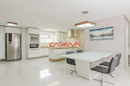 Casa com 3 Quartos para alugar, 159m² no Barreirinha, Curitiba