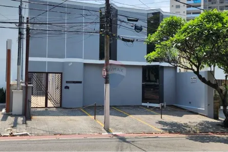 Prédio Comercial com 12 Quartos para alugar, 315m² no Indianópolis, São Paulo