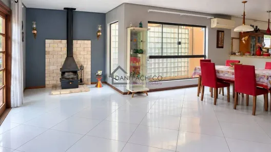 Casa de Condomínio com 3 Quartos para alugar, 1030m² no São Lucas, Viamão