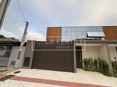 Sobrado com 3 Quartos à venda, 240m² no Barra, Balneário Camboriú