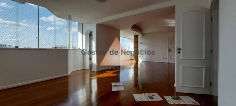 Apartamento com 4 quartos — Boa Viagem, Belo Horizonte
