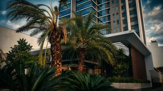 Apartamento com 3 Quartos para alugar, 317m² no Cambuí, Campinas